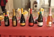 Agricultura apoya la reivindicación del sector valenciano del cava para que el consejo regulador acepte la comercialización con el nombre ‘Requena’