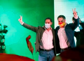 Santiago Abascal sale fortalecido como alternativa a Pedro Sánchez tras el 14-F en Cataluña