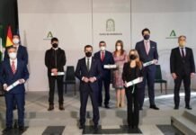 Moreno ensalza la honradez profesional de los galardonados con los Premios Andalucía de Periodismo frente a los bulos