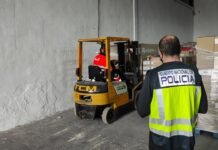 La Policía Nacional ha detenido a un repartidor por robar un camión con una carga de chocolate valorada en 250.000 euros