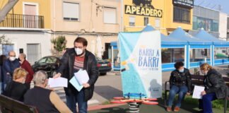 Ballester escucha a los vecinos del Apeadero de Betxí y les dota de servicio de autobús gratuito hasta Onda