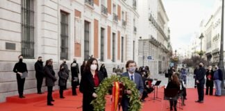 Los madrileños rinden homenaje a las víctimas del 11-M en el 17º aniversario de los atentados