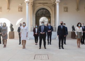 López Miras destaca que el Gobierno de Murcia es «un único equipo que suma ideas y opciones» y que «sigue centrado en lo importante»