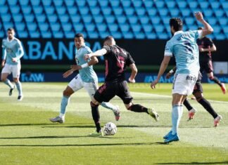 El Real Madrid vence en Vigo con doblete de Benzemá