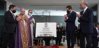 Moreno anuncia ayudas por valor de 3 millones de euros para la reactivación de los actos culturales promovidos por los Consejos de Hermandades en Andalucía