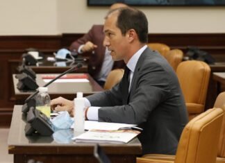 VOX pregunta al Gobierno por el escándalo de Plus Ultra: «Con el 56,8% de accionariado venezolano no podría operar en España»