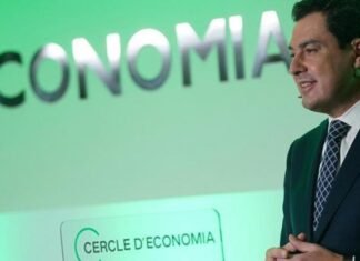 Moreno considera que el modelo andaluz es aplicable en Cataluña y puede dar un nuevo y mejor rumbo a España