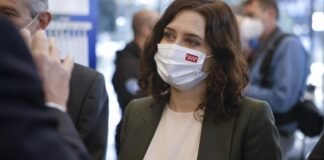 Díaz Ayuso anuncia un programa para combatir los efectos de la pandemia en los mayores dependientes