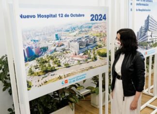 Díaz Ayuso garantiza que la modernización de los hospitales públicos de Madrid “avanza con paso firme”