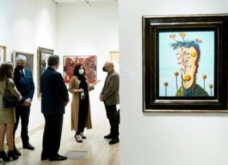 Díaz Ayuso anima a visitar el Salón de Arte Moderno de Madrid 2021 porque la cultura es segura
