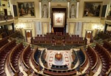 ¿Hasta cuándo soportaremos esta hipócrita democracia?