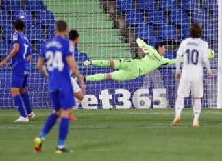 El Real Madrid, que encadena 15 partidos sin perder y dos imbatido, sumó un punto en el Coliseum
