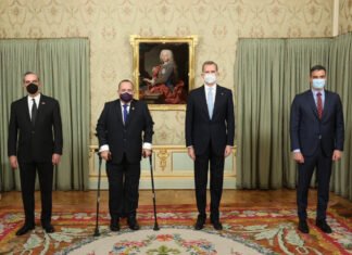 El Rey de España ofreció una Cena en honor de los Presidentes de la República de Guatemala y de la República Dominicana