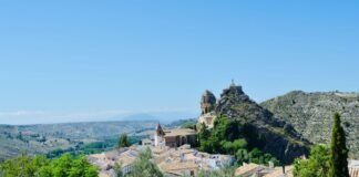 Andalucía entrega ayudas directas por importe de 72.800.000 euros a hoteles, apartamentos y complejos rurales