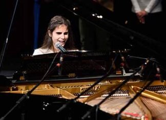 Los Reyes de España felicitan a Laura Diepstraten por su triunfo en la Eurovisión para artistas ciegos