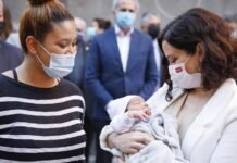Díaz Ayuso anuncia nuevos planes en favor de la maternidad en Madrid