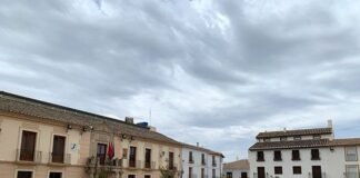 La Junta regenerará 46 hectáreas de plazas y calles en unos 60 municipios de Andalucía