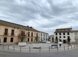 La Junta regenerará 46 hectáreas de plazas y calles en unos 60 municipios de Andalucía