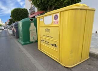 El Consell renueva el convenio marco con Ecoembes que facilitará la nueva recogida selectiva puerta a puerta de envases ligeros en los municipios valencianos