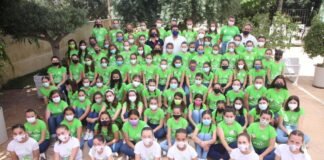 El alcalde de Alicante visita a las 82 candidatas infantiles a Bellea del Foc 2022