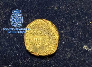 Detenido en Alicante un individuo que iba a vender en Wallapop una moneda de oro del siglo VIII procedente de un expolio