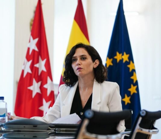 Díaz Ayuso defiende ante la Unión Europea el modelo de libertad educativa de Madrid