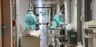 Los contagios en Alicante, Valencia y Castellón se multiplican por diez en una semana sumando otras 2.855 nuevas infecciones