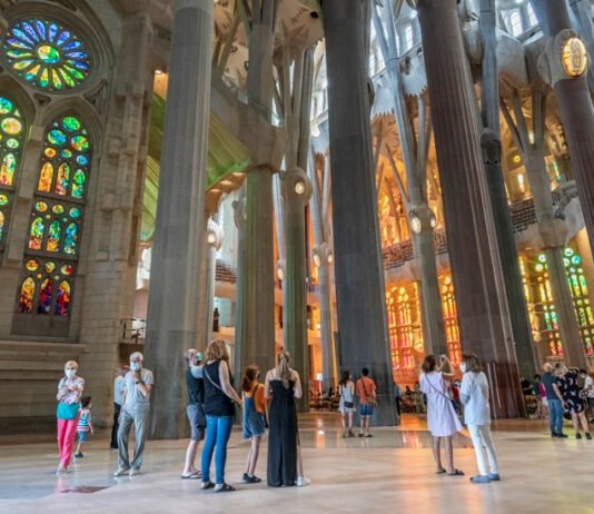 Cataluña y Cantabria vuelven a ser zonas de riesgo para Alemania