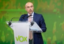 VOX anuncia que emprenderá acciones legales contra quienes vinculen el asesinato de Samuel con la formación