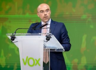 VOX anuncia que emprenderá acciones legales contra quienes vinculen el asesinato de Samuel con la formación
