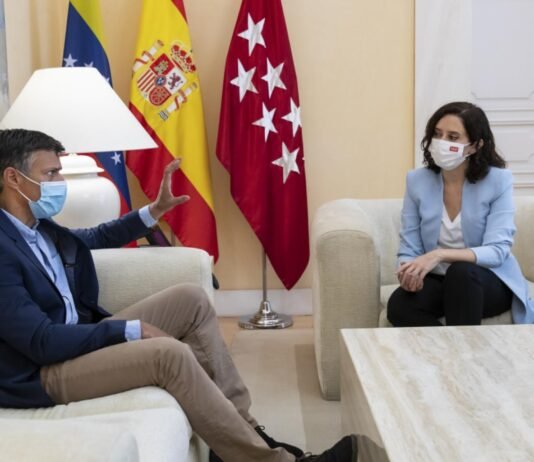 Díaz Ayuso recibe a Leopoldo López para analizar la situación de Venezuela