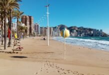 Los hoteles del litoral de la Comunidad Valenciana parten con una previsión del 57,2% para el mes de julio, un 26,8% más que en 2020