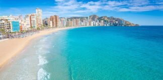 La Generalitat Valenciana activará 12.500 nuevos bonos turísticos en septiembre para consolidar la recuperación del sector