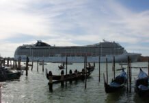 La prohibición de recibir cruceros en Venecia pone en jaque la economía del icono mundial del turismo romántico