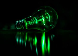 La factura eléctrica del usuario medio bate todos los récords en la primera quincena de agosto al alcanzar los 98 euros