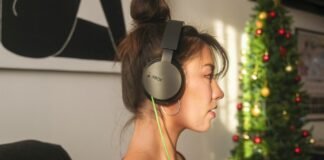 Enchufa y juega con los nuevos auriculares estéreo de Xbox