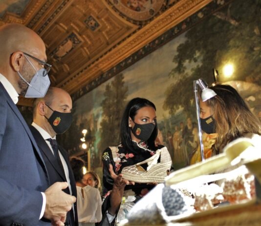 Empresarios, ‘influencers’ y prensa especializada italiana conocen el trabajo del sector del calzado de la Región de Murcia
