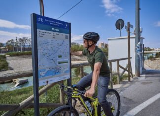 Turismo completa la señalización del tramo de la ruta cicloturista EuroVelo en la Región de Murcia