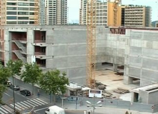 Ciudadanos pide rescatar la construcción del parking de Jaime I y exige la puesta en marcha del aparcamiento subterráneo del Centro Cultural de Benidorm