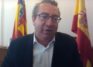 Un corrompido alcalde de Benidorm declara la «guerra fría» a los representantes vecinales