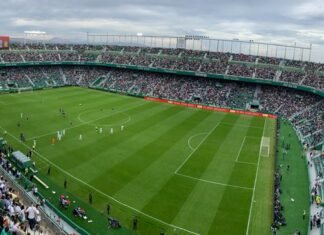 23.010 espectadores vieron triunfar al Real Madrid frente al Elche en el Martínez Valero