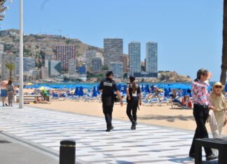 Ciudadanos pide crear un protocolo de prevención del suicidio para policías locales, mayores y jóvenes en Benidorm