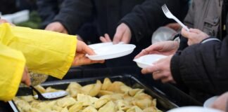 Madrid aprueba un millón de euros para proteger la familia y combatir la pobreza infantil