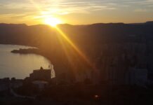 Entre adivino y vidente anda el juego si se habla de la casta política de Benidorm