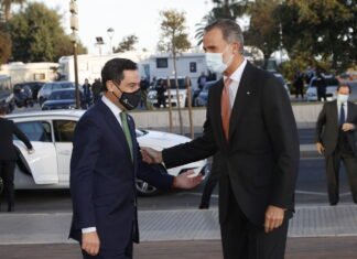 Moreno acompaña al Rey Felipe VI en la clausura de la XIV Cumbre Cotec Europa, que consolida a Andalucía como sede de eventos de máximo nivel