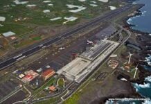 El aeropuerto de La Palma vuelve a recibir vuelos comerciales después de una semana inactivo por la erupción de Cumbre Vieja