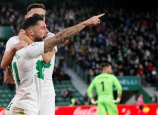 El Elche hace historia frente al Cádiz ganando 3-1 en el debut de Francisco como míster franjiverde