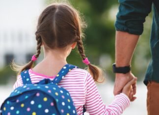La Comunidad de Madrid abre el plazo de presentación de ofrecimientos para la adopción de menores