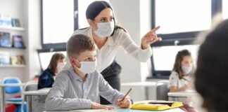 La Comunidad de Madrid refuerza la educación pública con 5.640 nuevas plazas de maestros y profesores