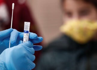 Andalucía expide ya el certificado de recuperación por test rápido de antígeno